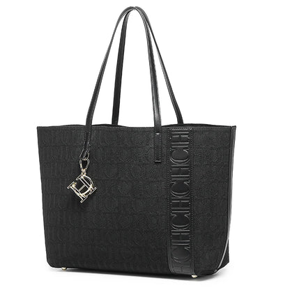 Borse da donna Logo in metallo Casual di grande capacità Designer di marca di lusso leggero 2026 Borsa da donna di nuova moda di alta qualità