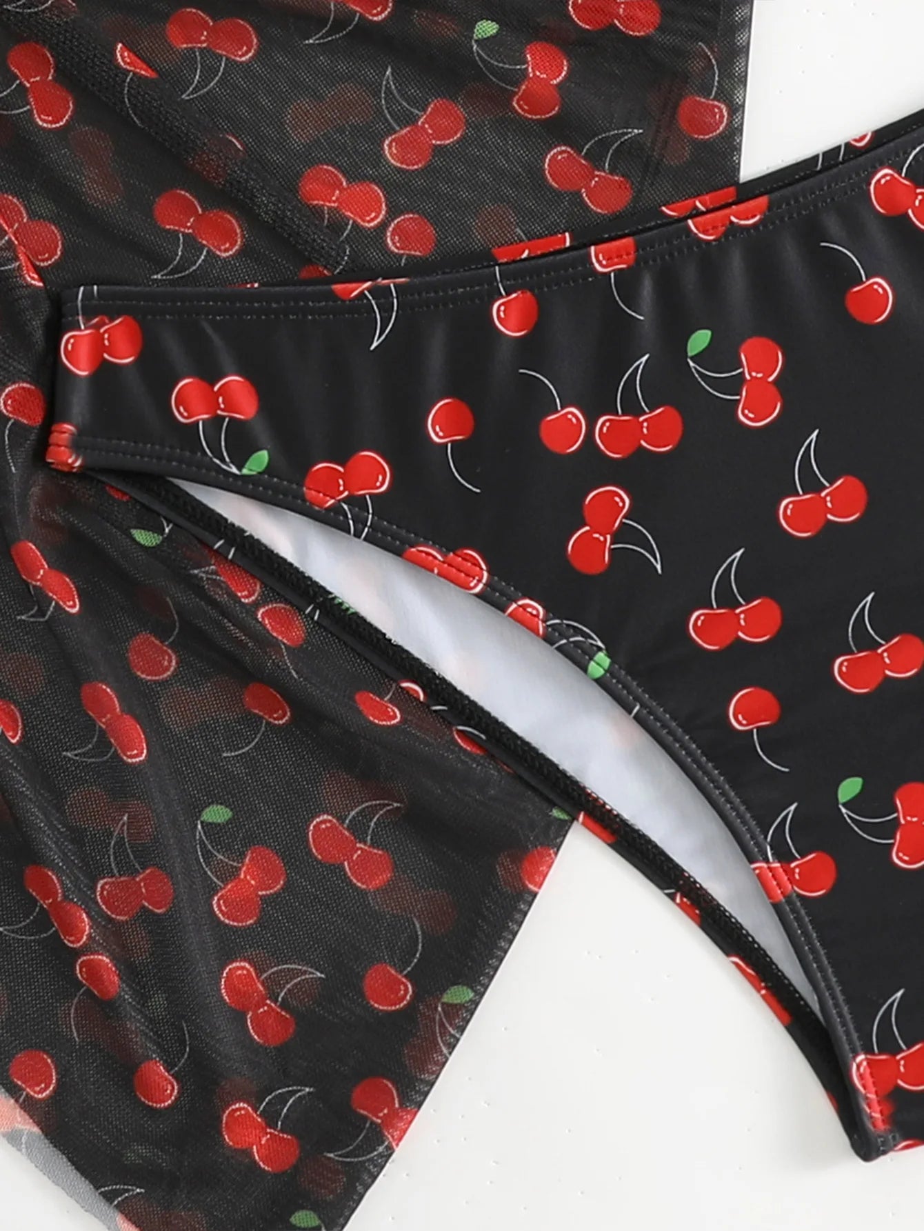 Il bikini da donna Frech chic con stampa ciliegia imposta tre pezzi con gonna a rete costume da bagno costumi da bagno costume da bagno abiti da spiaggia biquini