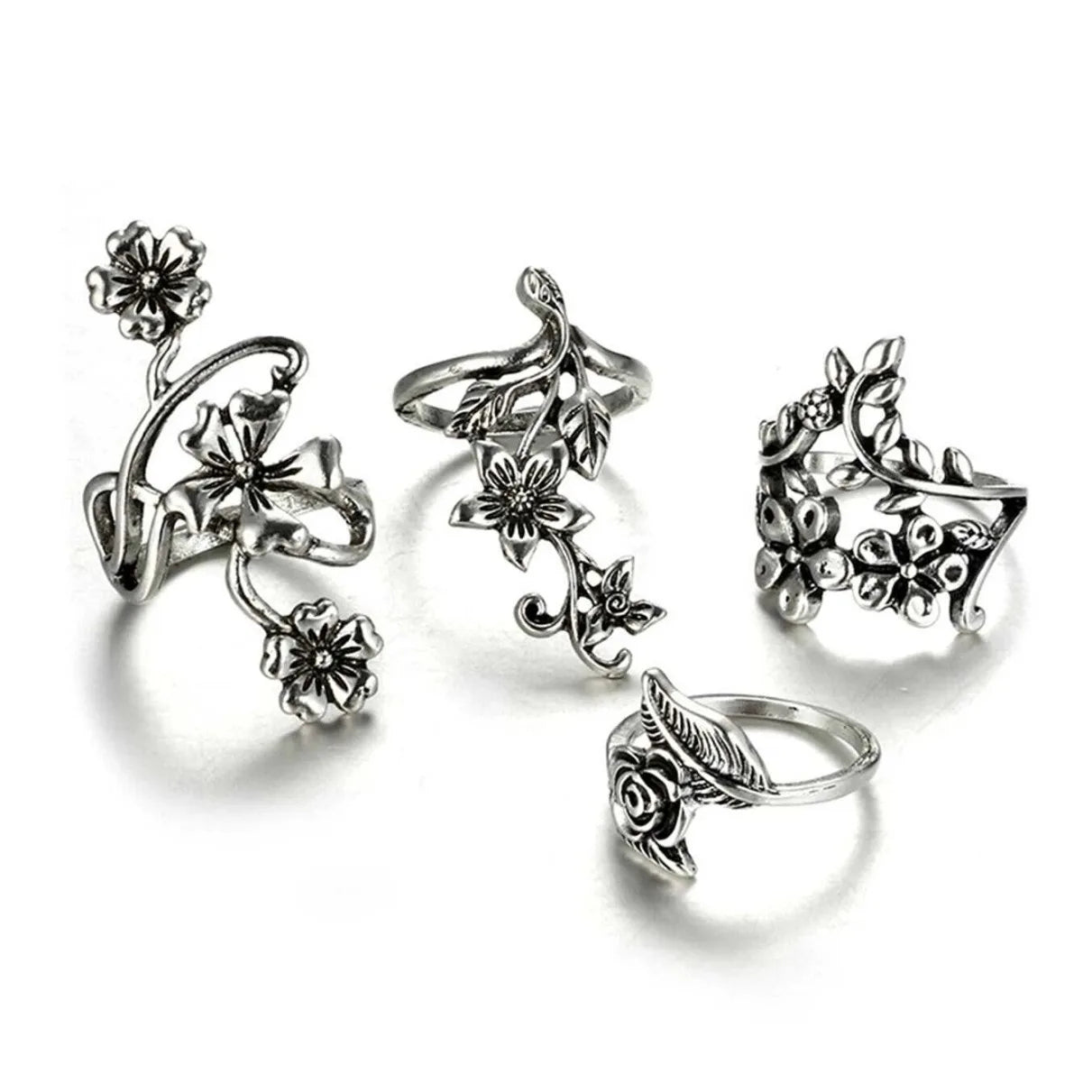 La moda di successo europea e americana; set di anelli da 4 pezzi con anello intagliato cavo in argento antico retrò individualizzato