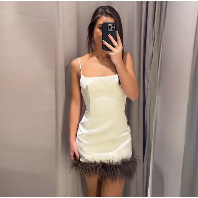 Abito Mini da Donna con Piume e Patchwork, Sexy, con Spalline, Scollo a Barca, Schiena Scoperta, Cerniere, Vestito Aderente da Donna 2026, Abito da Festa Elegante