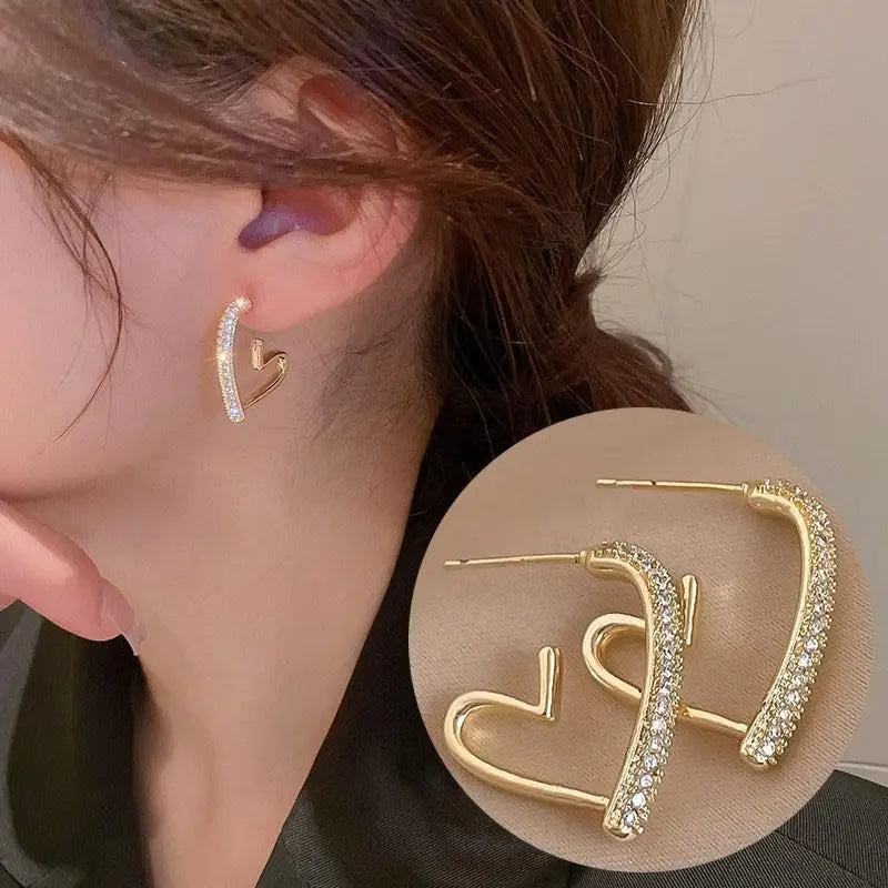 Orecchini in argento 925 con ago in argento moda coreana con cuore di cristallo per gioielli da donna 2025 Trending Nuovi orecchini a cerchio da donna di lusso Brincos