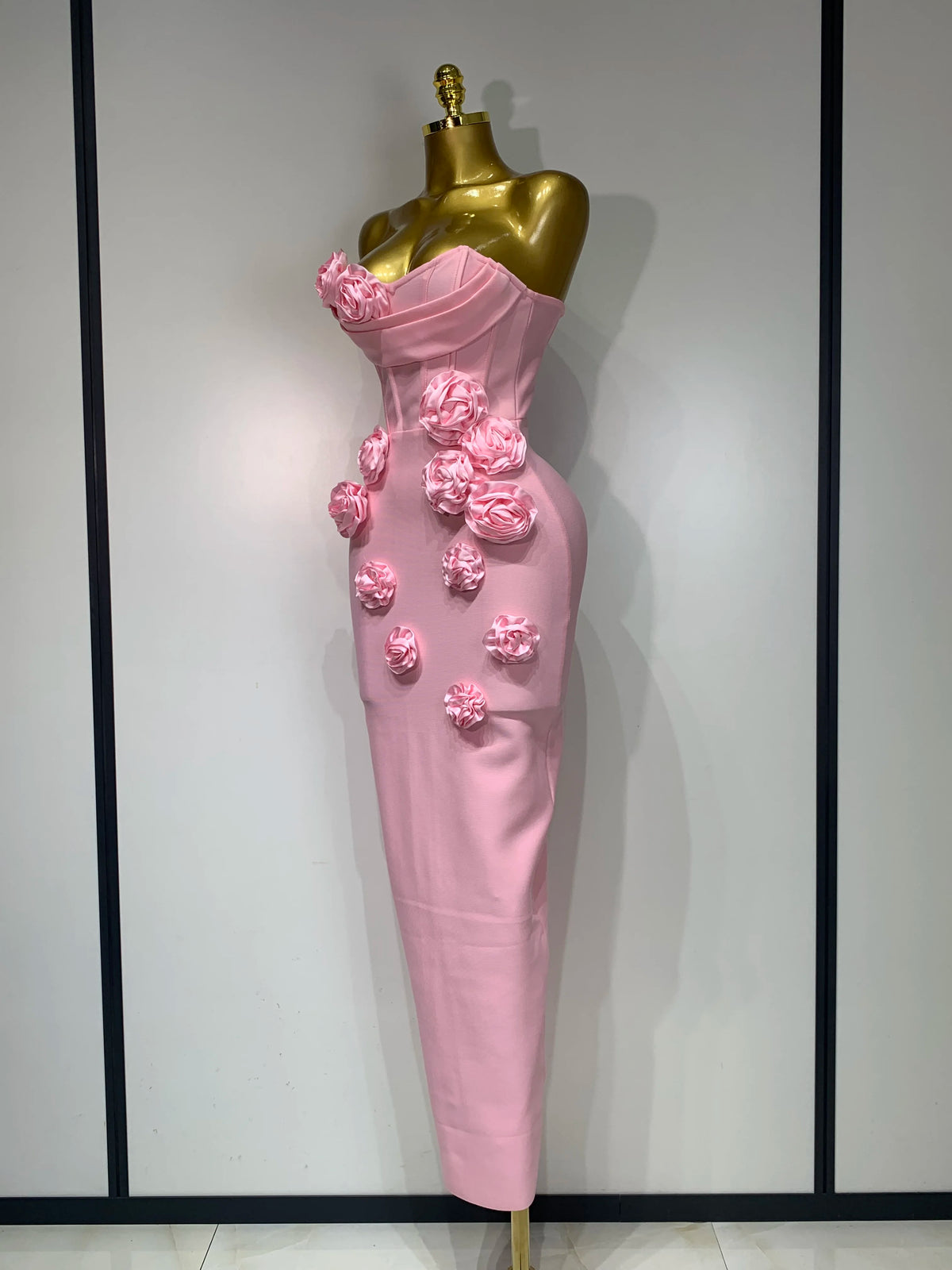 2025 Le più nuove donne sexy senza spalline backless fiore rosso vestito dalla fasciatura midi Celebirty eleganti abiti da sera per feste di compleanno