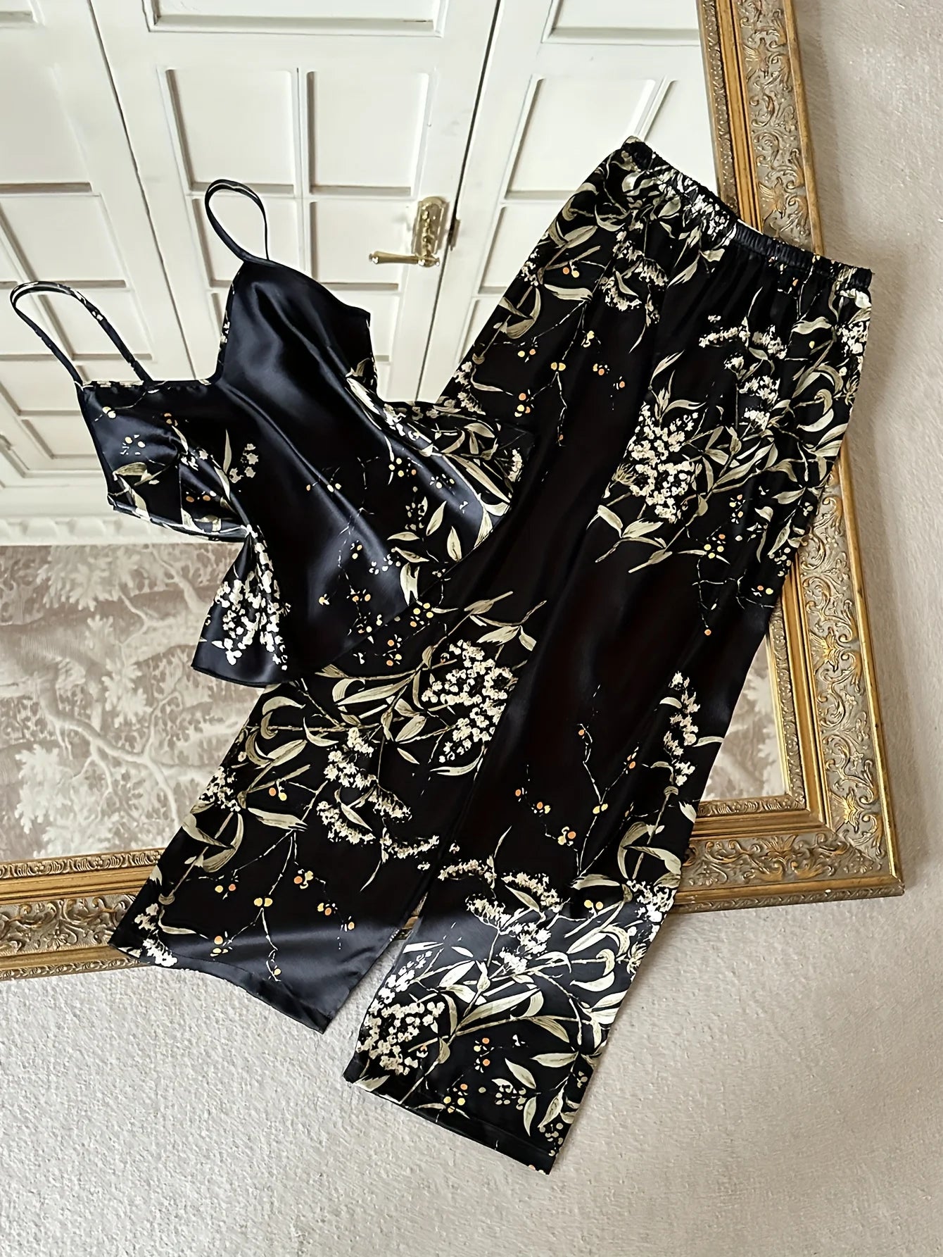 Nuovo Set Pigiama da Donna con Stampa Ciliegie, Senza Maniche, Scollo a V, Sexy, Moda 2 Pezzi, Abbigliamento da Casa per Estate e Primavera