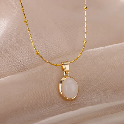 Collana ovale in pietra opale di moda per donna Collana con ciondolo in pietra ovale color oro in acciaio inossidabile Regalo di gioielli estetici per matrimonio