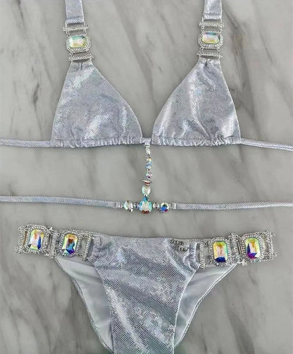 nuovo costume da bagno in due pezzi con strass 2026 cristallo di lusso perizoma Sexy perizoma Bikini Set costumi da bagno da donna costume da bagno Sexy da spiaggia