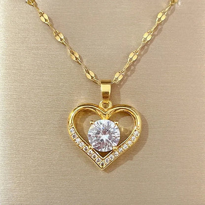 Collana con ciondolo a forma di cuore con gemme artificiali per donna 2022 Labbra dorate in acciaio inossidabile con catena al collo Collane femminili Gioielli per ragazza