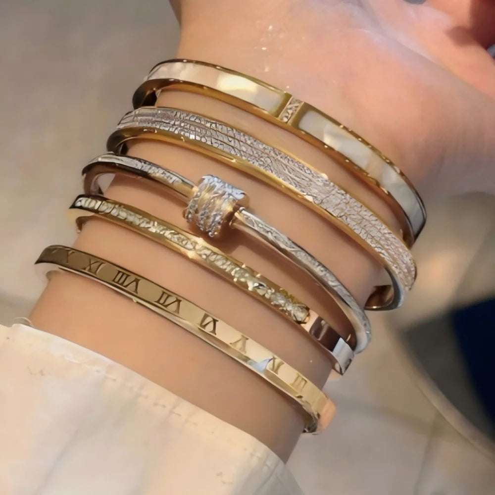 Yupsk Bracciale da coppia in acciaio al titanio Braccialetti in acciaio inossidabile intarsiato con zirconi lucidi Regalo di gioielli femminili color oro/argento