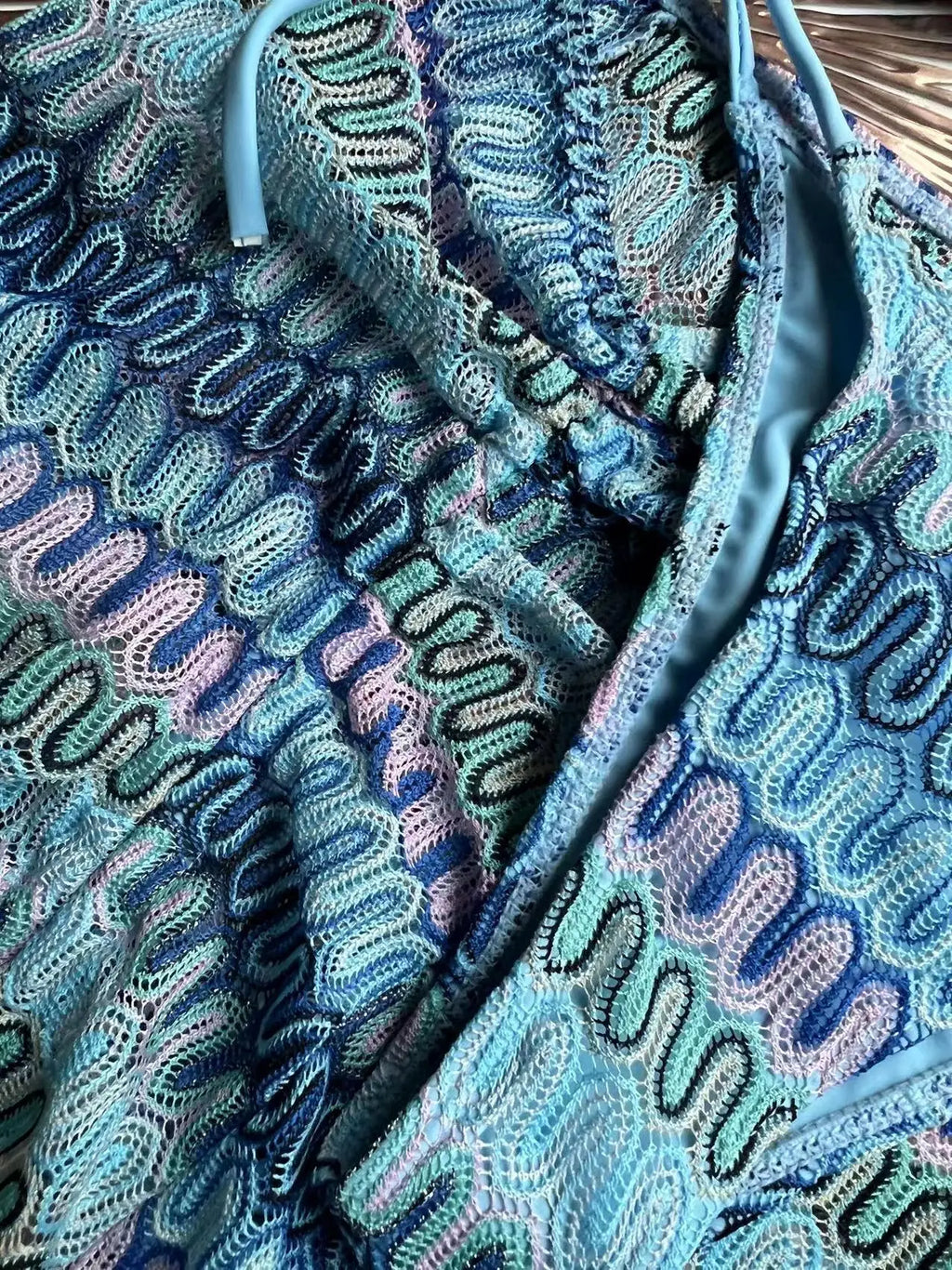 Costume da bagno estivo da donna nuovo, bikini lavorato a maglia in 3 pezzi con costumi da bagno con copertura avvolgente e scollo all'americana per le vacanze al mare