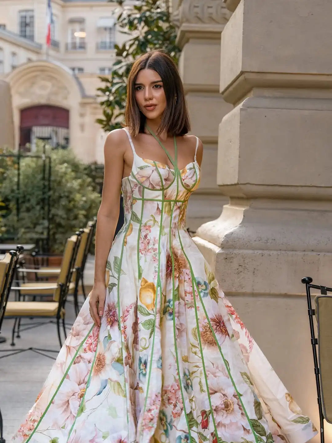 Elegante Abito Lungo da Donna Senza Maniche con Stampa Chic, Vestito Maxi a Trapezio con Cintura in Vita, Collezione Estate 2026, per Vacanze e Streetwear