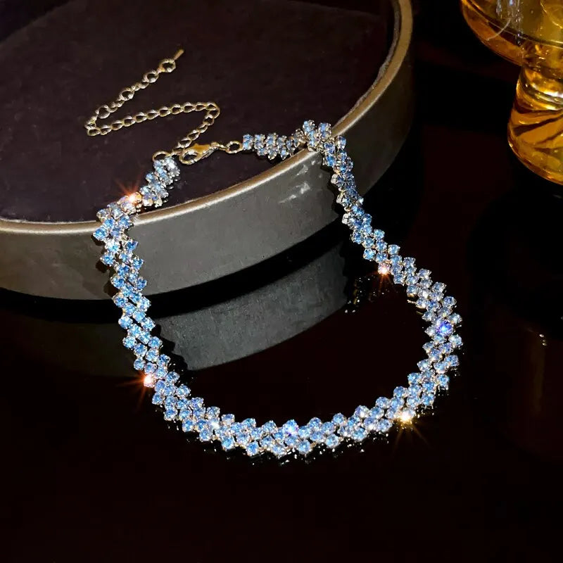 Collana girocollo di lusso con strass pieni lucidi per le donne Collane di cristallo geometriche personalizzate Regali per feste di gioielli da sposa