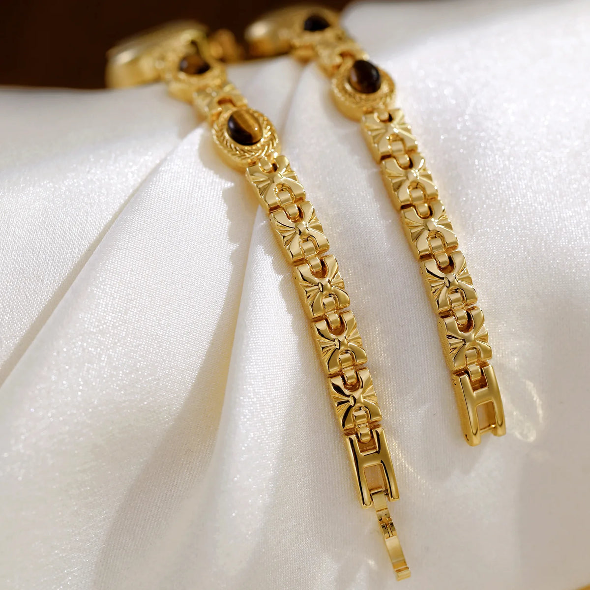 Orologio da donna elegante Bracciale in giada Orologio piccolo Orologi al quarzo moda Orologio da polso dorato di lusso Regali per le donne Marchio originale