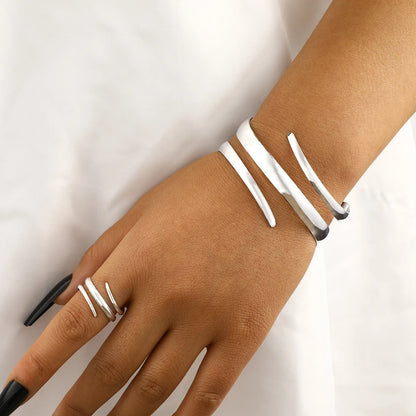 Ensemble de bijoux bracelet et bague épais européens et américains pour femmes, couleur or, ligne géométrique, combinaison bracelet et bague, ensemble cadeau