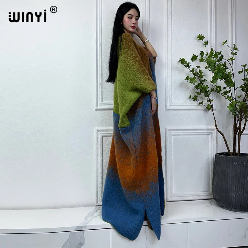 WINYI abiti invernali per le donne cappotto neutro in pelliccia di lusso spesso confortevole caldo cappotto con stampa graduale poncho lungo abito da festa in piuma