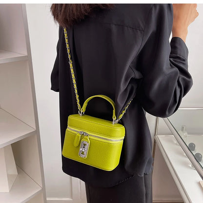 Borse Quadrate da Donna Estate 2026, Borse a Tracolla con Catene alla Moda, Borsa a Spalla in PU Texturizzato, Elegante Mini Borsa Chic per Cellulare