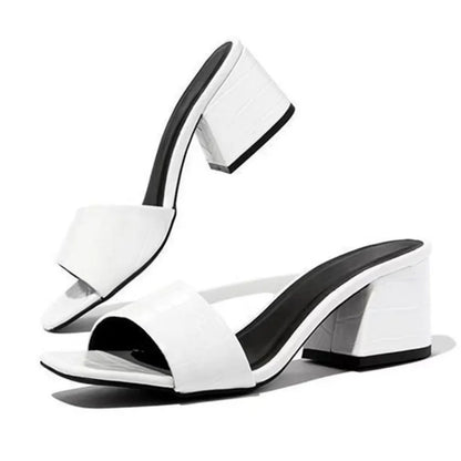 Pantofole estive Scarpe moda donna per donna Sandali grandi neri Pantofole con tacco di lusso Zapatos De Mujer