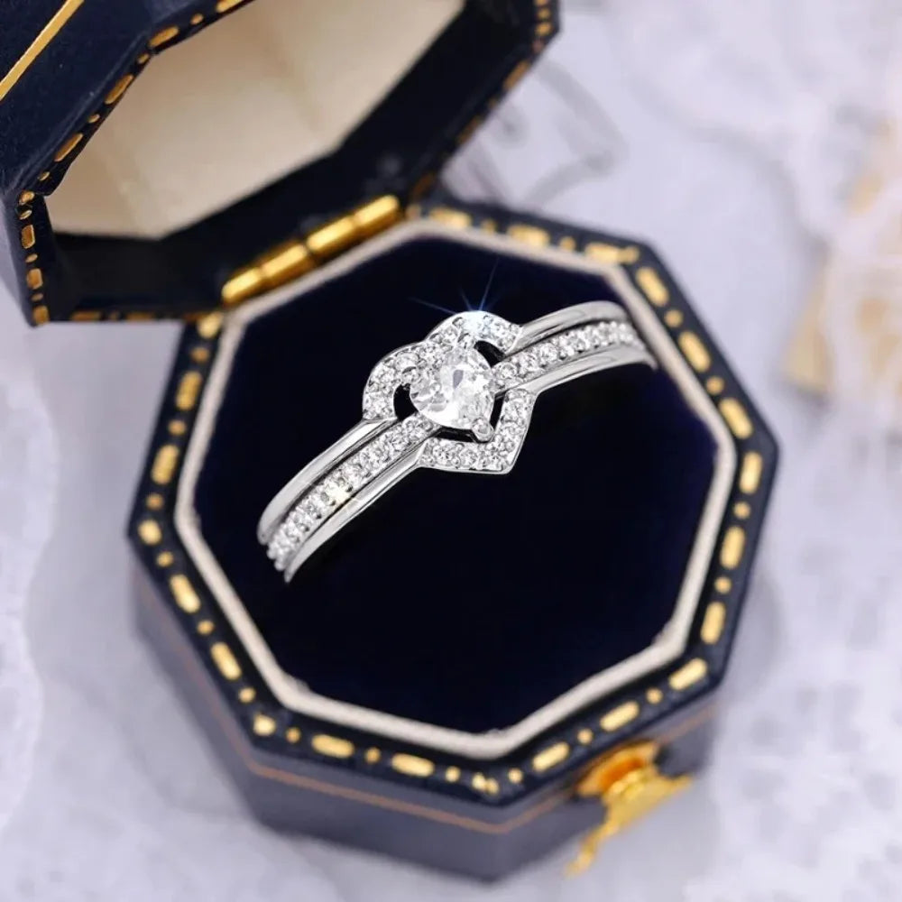 Anello Nuziale Romantico in Argento Sterling 925, Gioiello Femminile con Cuore Brillante in Zirconia, Accessorio per Dito, Anello di Fidanzamento
