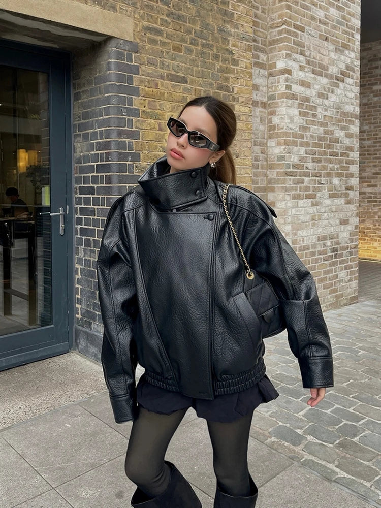 Giacche Corte in Ecopelle Nera alla Moda per Donne, Cappotti Oversize Retrò con Collo Alto e Maniche Lunghe, Abbigliamento Classico da Strada per Autunno e Inverno