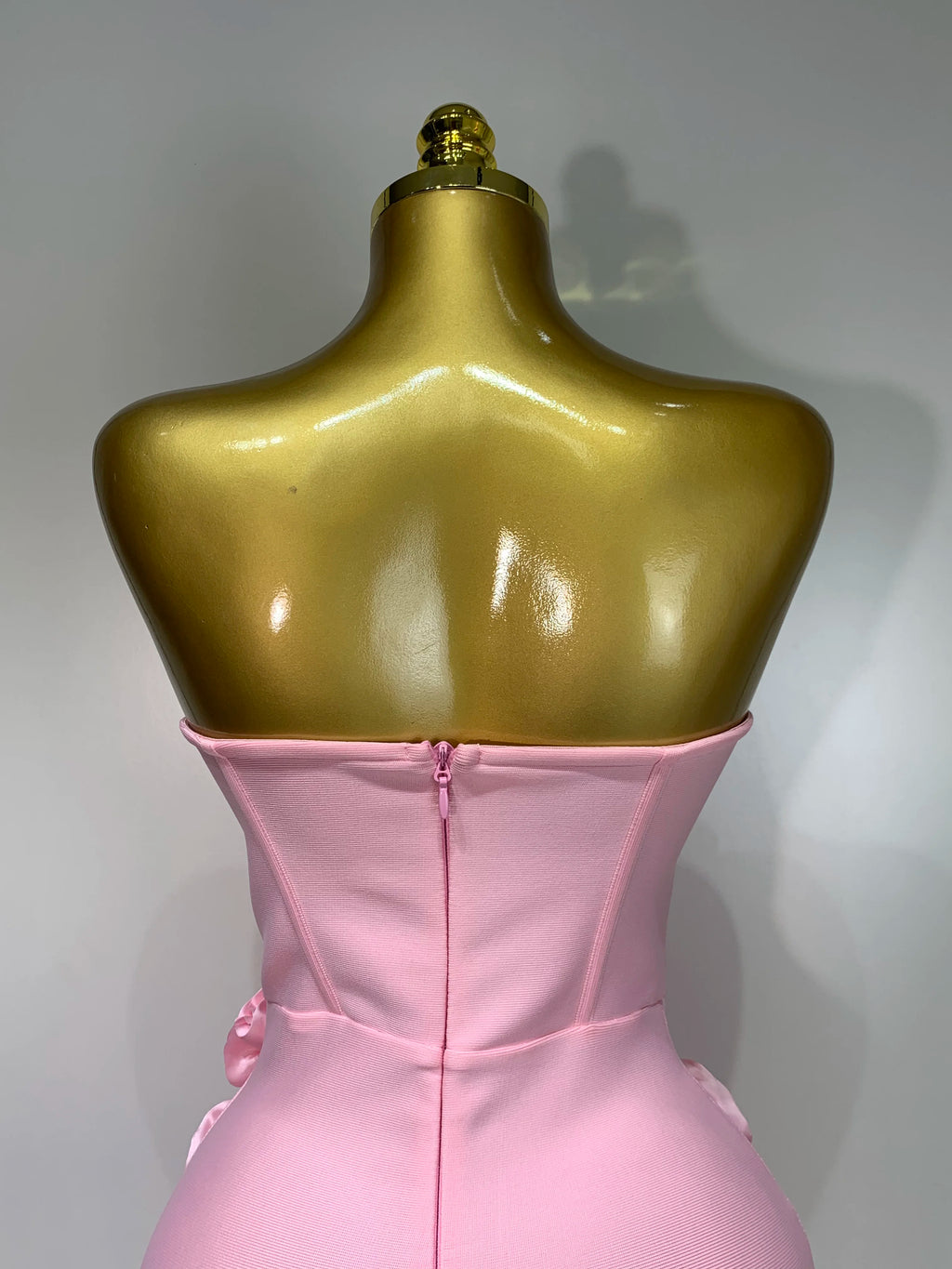 2025 Le più nuove donne sexy senza spalline backless fiore rosso vestito dalla fasciatura midi Celebirty eleganti abiti da sera per feste di compleanno