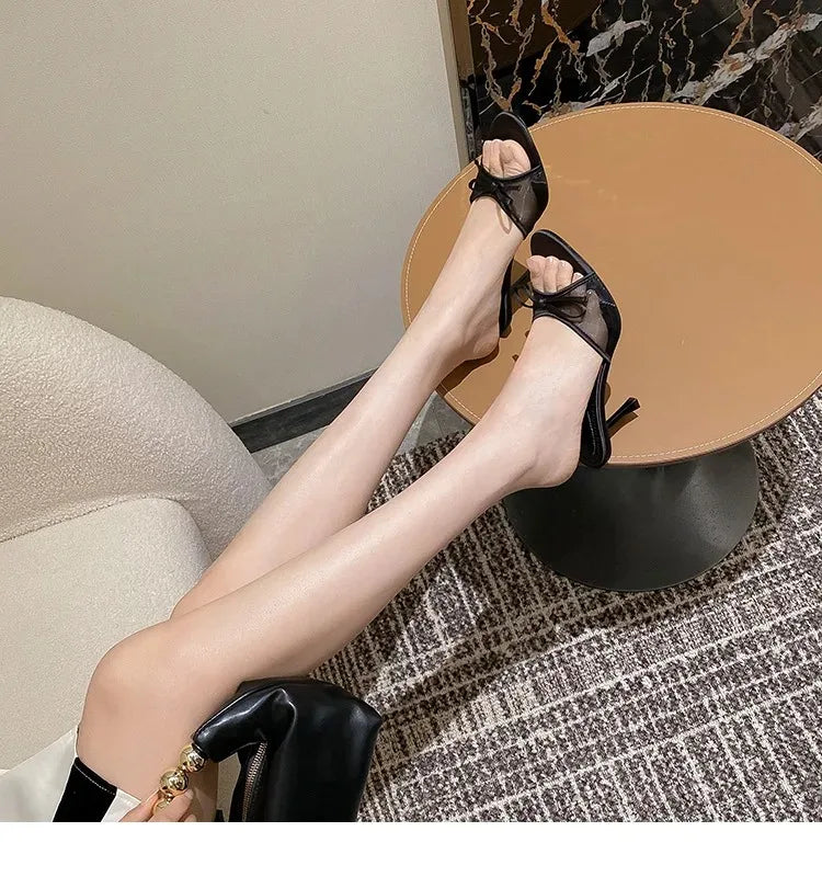 Damen Sommersandalen Elegante Sandalen Damen High Heels Mode Schmetterling Knoten offene Zehen Hausschuhe High Quality Marken Designer Damenschuhe