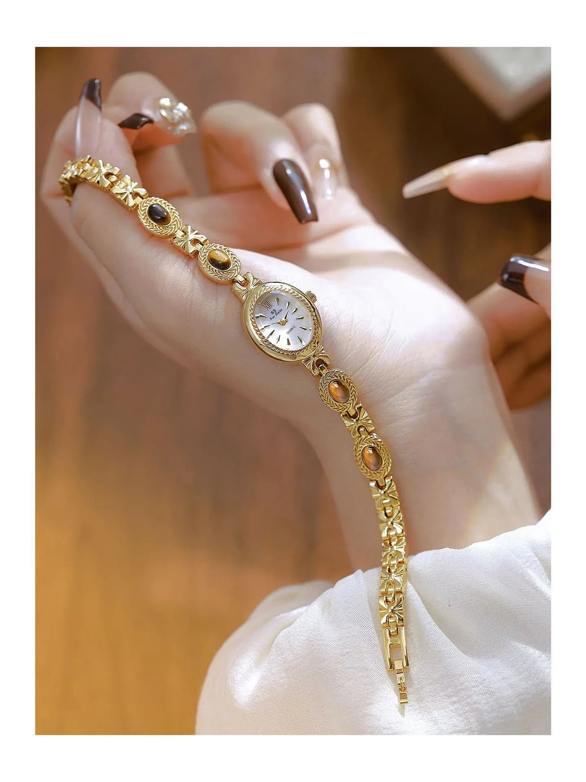 Orologio da donna elegante Bracciale in giada Orologio piccolo Orologi al quarzo moda Orologio da polso dorato di lusso Regali per le donne Marchio originale