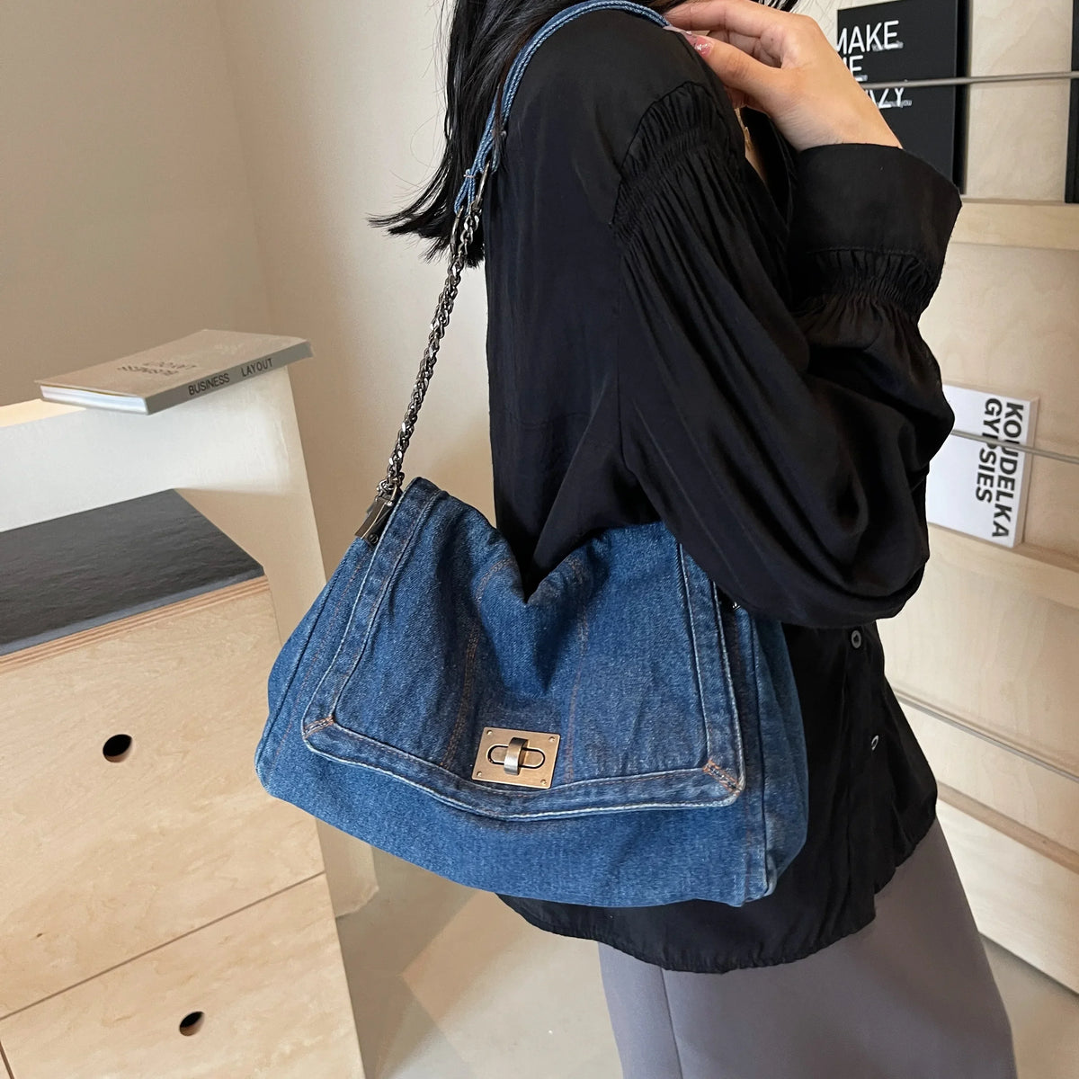 Borsa in denim da donna 2025 Borse a tracolla casual di nuova moda Borsa tote di grande capacità Borse a tracolla per pendolari di classe per donna bolsa sac