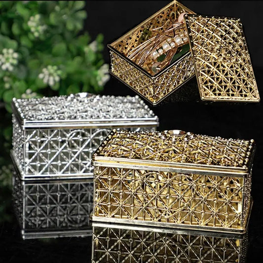2 mini scatole portaoggetti per gioielli, colore argento, con motivo floreale intagliato, per collane, orecchini, anelli K-
