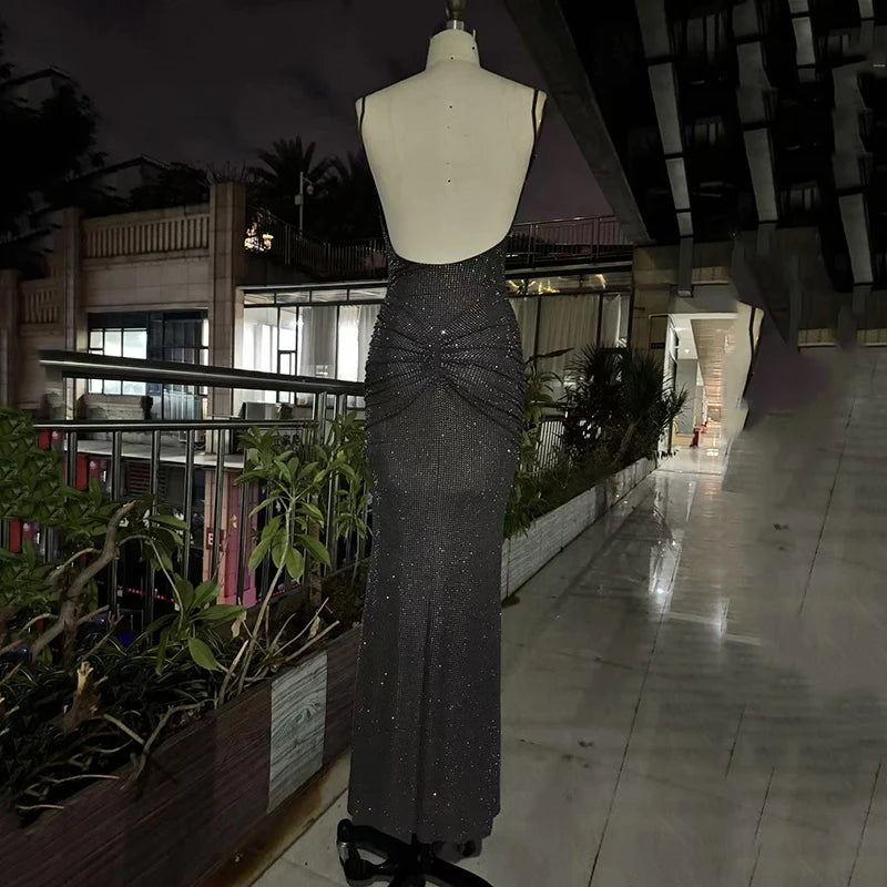 DEAT Moda Grigio Hot Drilling Spaghetti Strap Dress Donna Slim Fit Backless Pieghe Split Abiti lunghi fino al pavimento Nuova marea 7AB8510