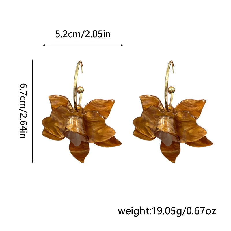Orecchini a forma di petalo acrilico in metallo a forma di C Orecchini a bottone personalizzati in stile europeo americano Accessori da viaggio per ragazze da donna