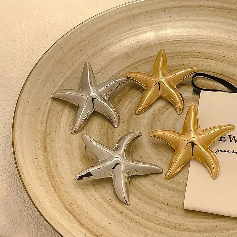 Nuovi orecchini a bottone in argento antico con personalità di conchiglia stereo gotica per uomo donna Ognissanti gioielli punk regalo accessorio per le vacanze
