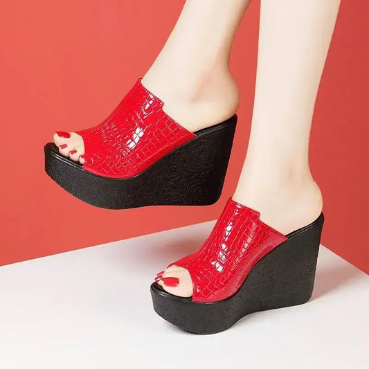 Sandali con Zeppa in Pelle Lucida Estivi da Donna, Misura Piccola 32-43, Tacco Alto 11cm, Ciabatte Eleganti per Ufficio e Modello, Collezione 2026