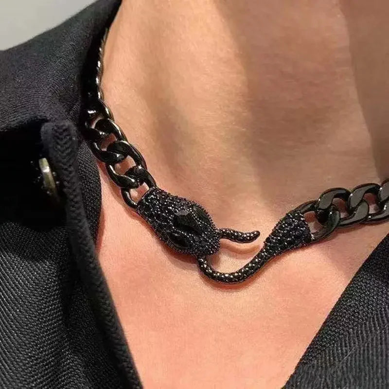 Collane con ciondolo a forma di cuore con ali d'angelo Colore argento 5A Cubic Zirconia Stile minimalista Catena clavicola Gioielli per donne e ragazze