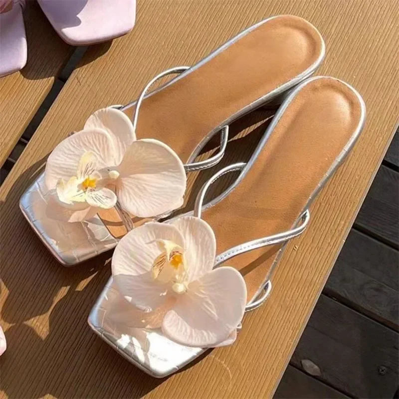 2025 nuovi sandali estivi moda donna comode scarpe antiscivolo da donna sandali con zeppa all'aperto casual da spiaggia di grandi dimensioni