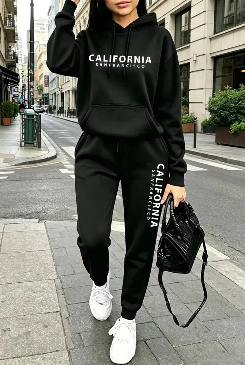Abbigliamento da donna per l'autunno e l'inverno, tute casual con cappuccio, abbigliamento sportivo da esterno, jogging, vendite calde, felpa con cappuccio e pantaloni coordinati