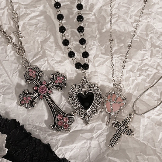 Y2K Sweet Cool Girl Collana con ciondolo croce creativa personalizzata con amore, adatta per l'uso quotidiano