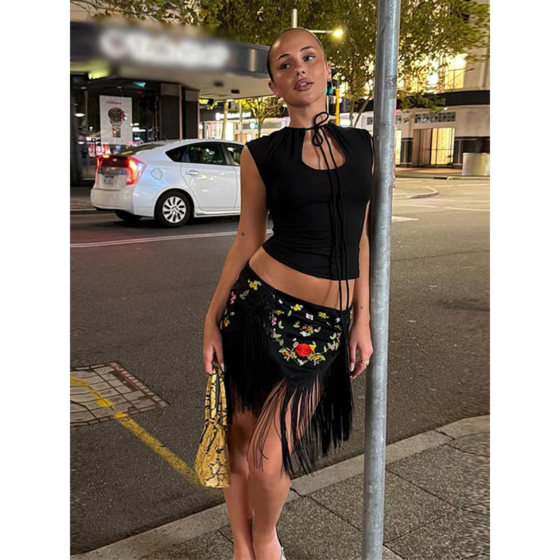 Gonna Bodycon Donna con Frange Color Pesca, Gonna Midi Sexy a V con Frange Dorate, Vestibilità Slim, Nuova Collezione Estate 2026 per Vacanze al Mare