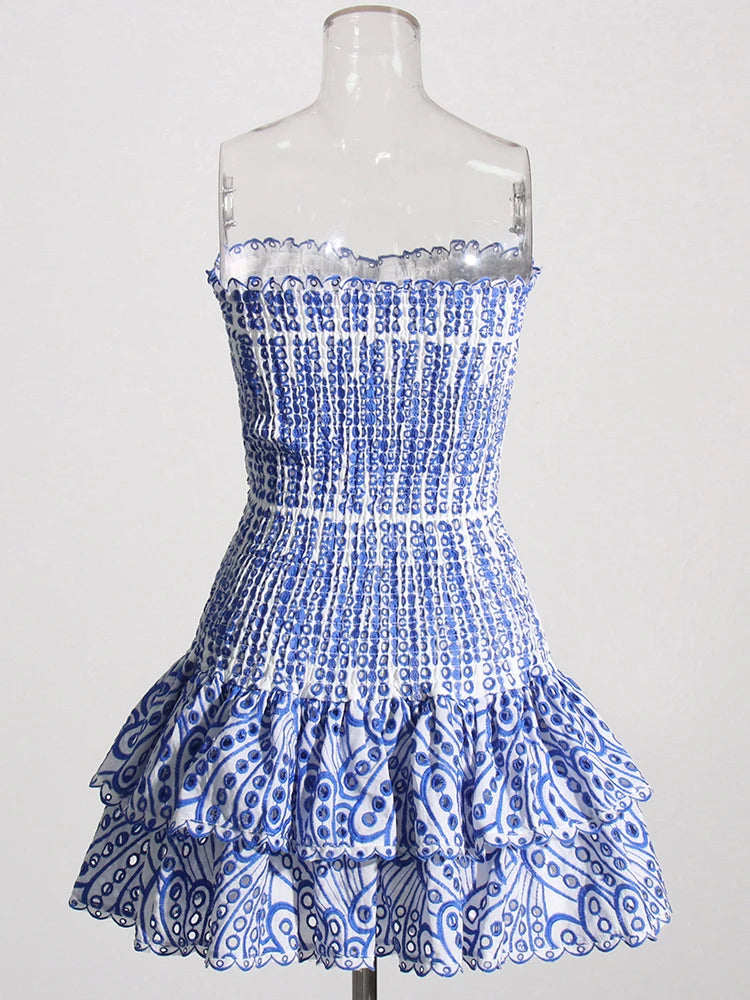 TWOTWINSTYLE Abito sexy con orlo a strati tagliato per le donne Mini abiti a vita alta senza spalline senza maniche con spalle scoperte Abbigliamento femminile