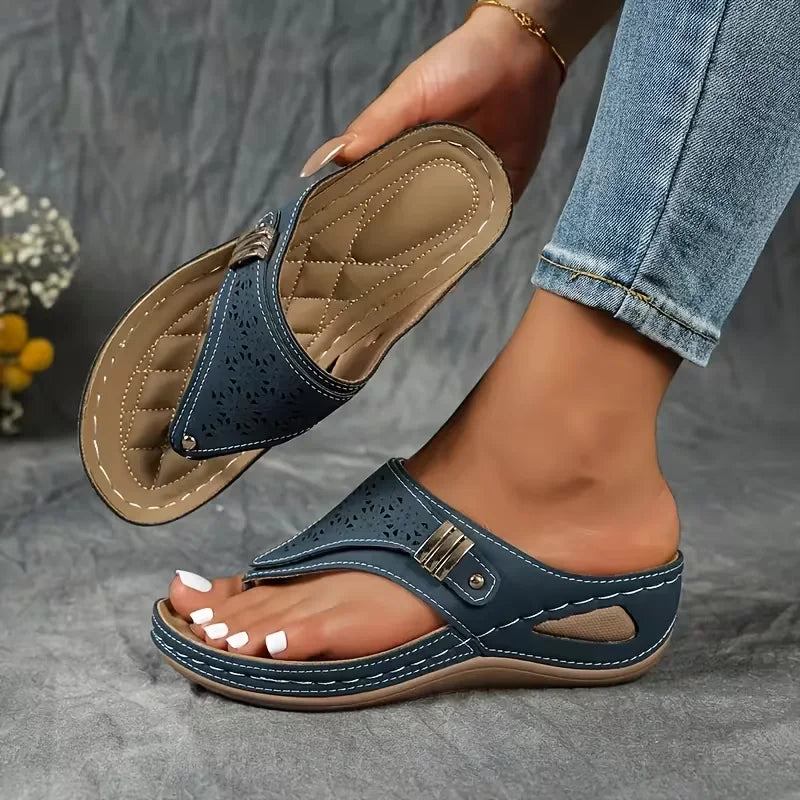 Nuovi Sandali Estivi da Donna con Zeppa, Infradito Open Toe da Esterno, Scarpe Casual di Design alla Moda, Sandali Platform Slip-on da Donna