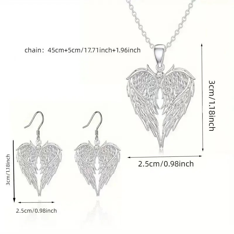Collana con Ciondolo a Forma di Cuore con Ali d'Angelo in Argento con Micro Zirconi Incastonati, Nuovo Design Estetico di Alta Qualità, Squisita ed Elegante