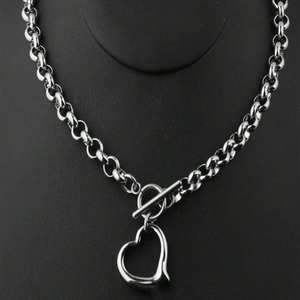 Aomogo Set INS Exquisite Love Fashion Bracciale in acciaio inossidabile Orecchini Collana Set di ciondoli Articoli quotidiani per le donne Bomboniere