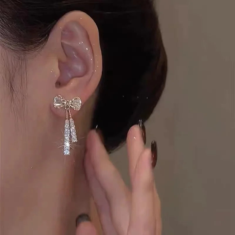 Nuova tendenza della moda Design unico Orecchini rettangolari eleganti e squisiti con zirconi per gioielli da donna Regali premium per feste di nozze