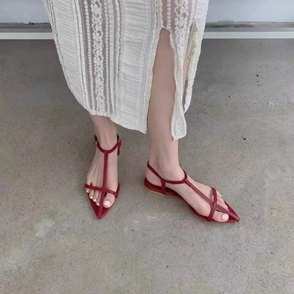 Sandali da donna 2025 Estate Nuova moda Sandali infradito Design alla moda sexy Comodi sandali con tacco basso per le donne Zapatos Mujer