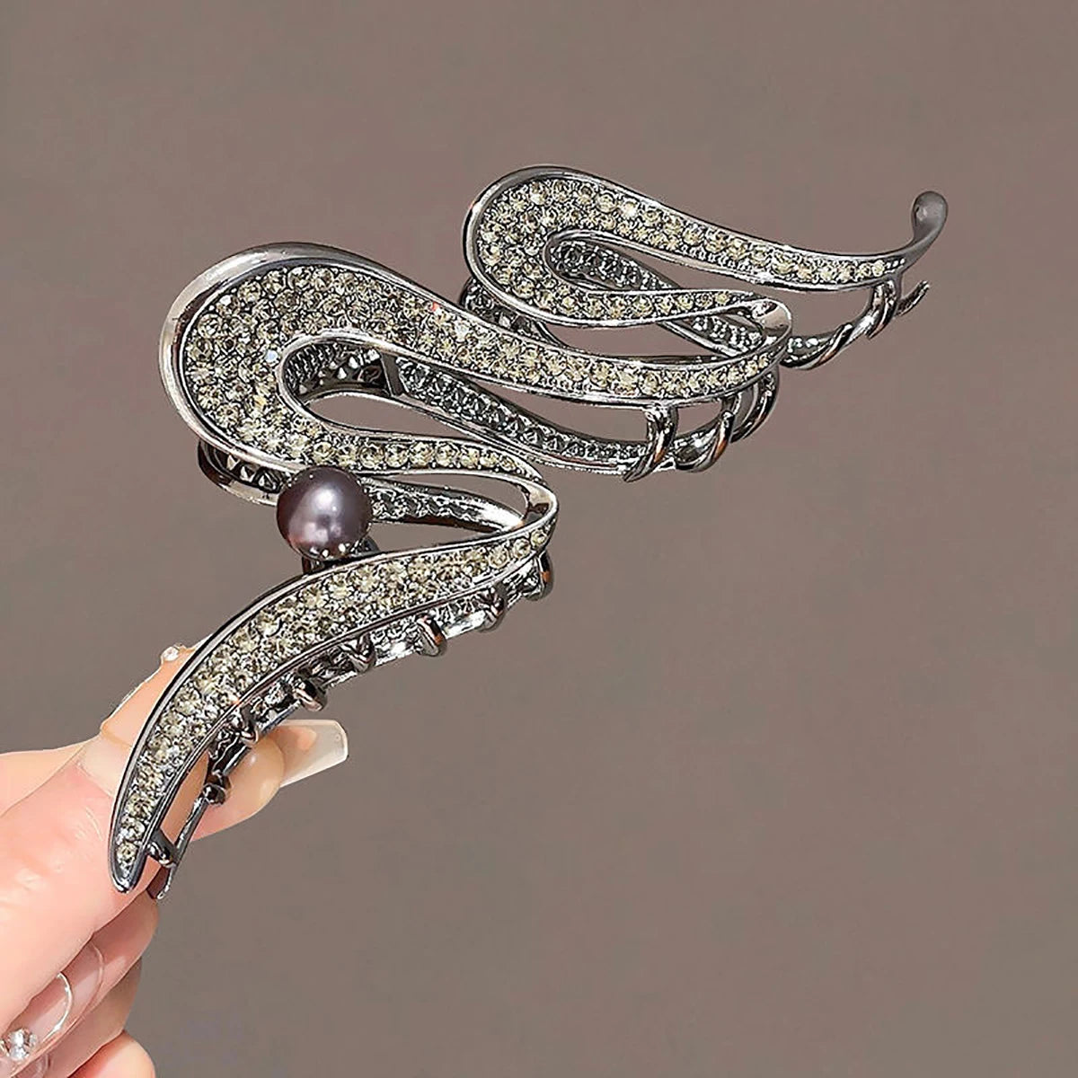 Clip per artigli per capelli in metallo di grandi dimensioni di lusso Forcine irregolari Punk Capelli in cristallo Granchi Barrettes Clip per mascelle vintage Accessori per capelli da donna