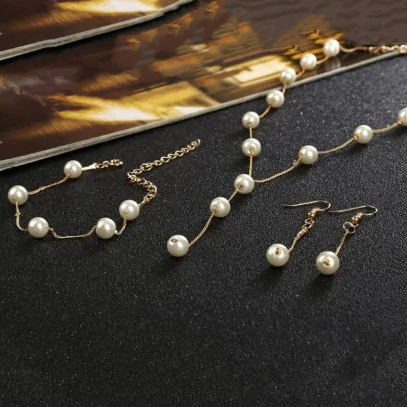 4 pezzi di collana color oro, orecchini, bracciale, set da donna, elegante collezione di perle d'imitazione, gioielli con nappa temperamento