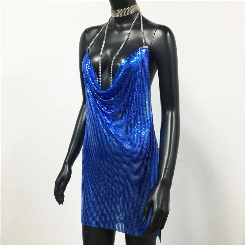 AKYZO Mini abito patchwork con paillettes dorate sexy Donna senza maniche Taglio basso Catene di metallo Halter Slim Abiti da festa da discoteca affascinanti