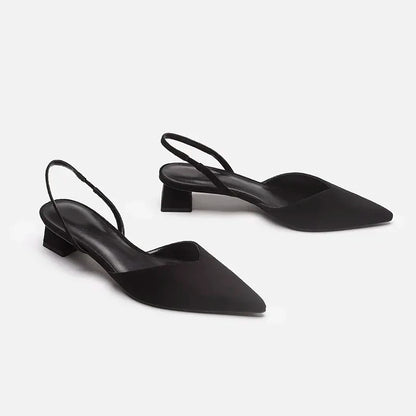 Estate 2025 Nuove donne Nero Baotou Sandali moda Donna Tacchi Décolleté di seta Sandali a punta sexy Scarpe con tacco basso femminile