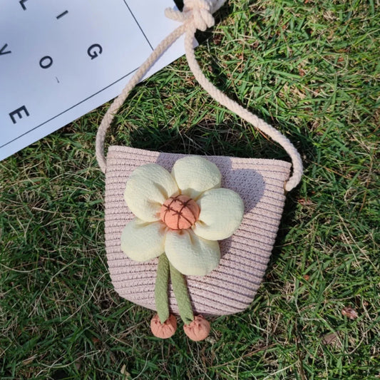 Borsa a tracolla per bambina estiva fatta a mano borsa a tracolla per bambini in paglia di fiori borsa a tracolla per bambini chiavi per bambini portamonete Mini borsa da principessa carina