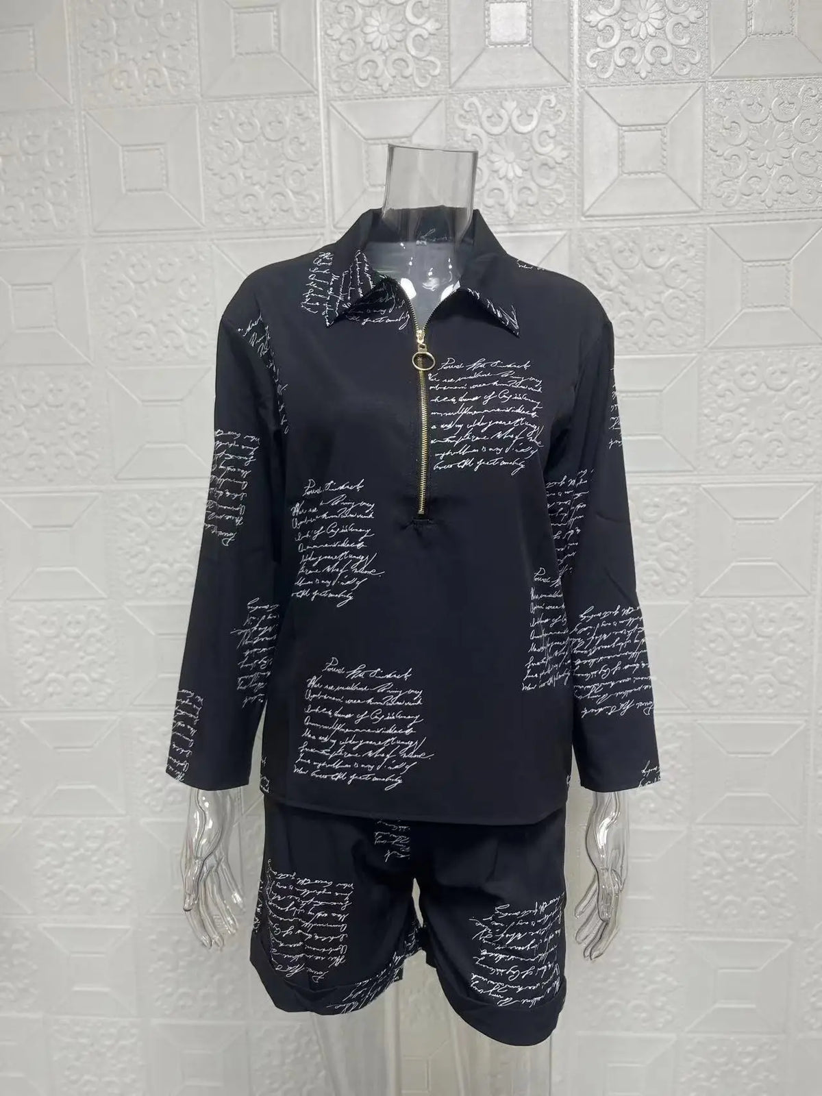 Camicie con stampa di lettere da donna estive Set da due pezzi Casual Collo rovesciato Manica lunga Camicette con cerniera Pantaloncini Abiti larghi Streetwear
