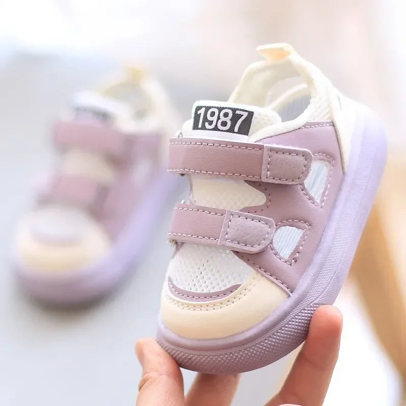 Sandali sportivi per bambini Scarpe da tavolo vuote per nuovi ragazzi estivi Sandali comodi da marea di 1-4 anni per scarpe casual per bambini Scarpe per bambini