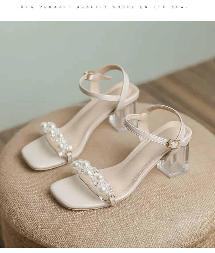 Damen-Sommersandalen 2026 Neu mit Perlen High Heels Pantoletten Mädchen mit Kristallabsatz Trendige transparente Sommerschuhe