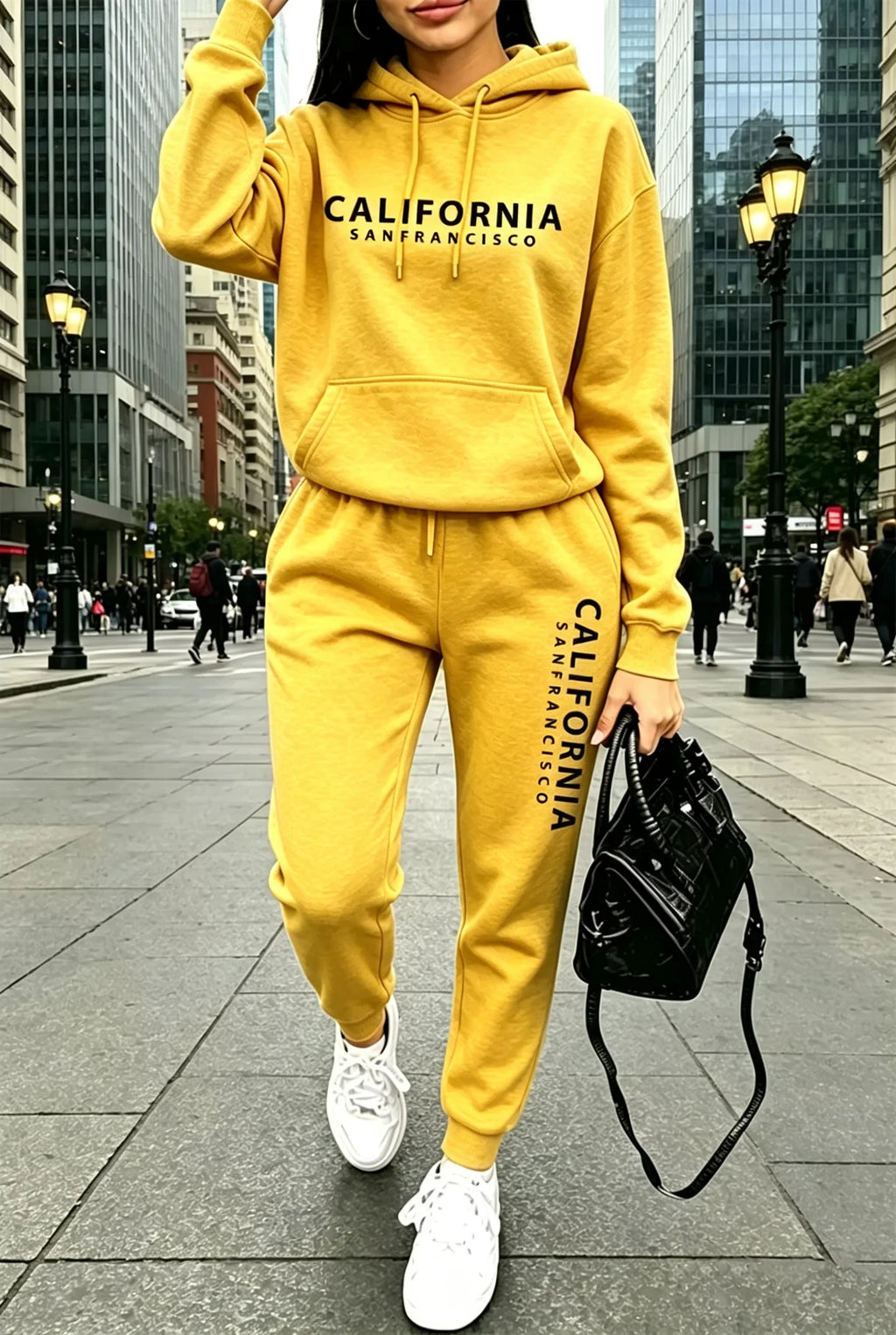 Abbigliamento da donna per l'autunno e l'inverno, tute casual con cappuccio, abbigliamento sportivo da esterno, jogging, vendite calde, felpa con cappuccio e pantaloni coordinati